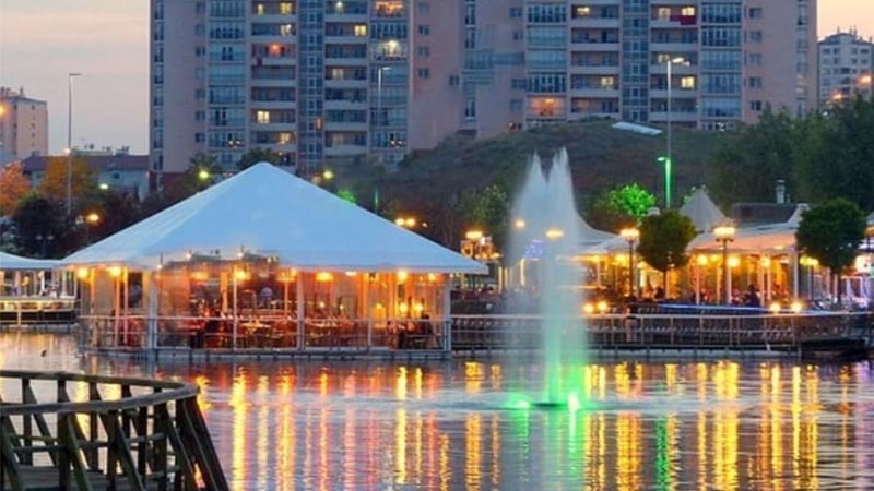 زمین مناسب برای ساخت و ساز مساحت 6800 متر در آنکارا