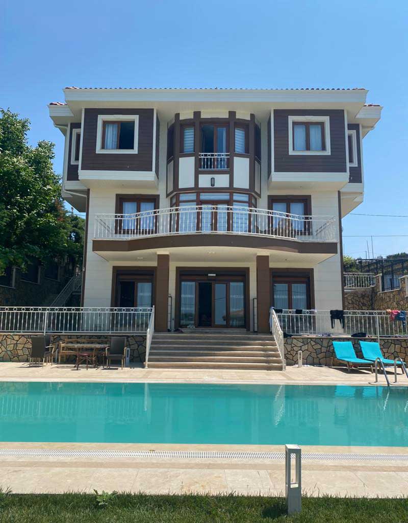 ویلای مستقل 820 متر زمین 6 خواب در بیوک چکمجه استانبول